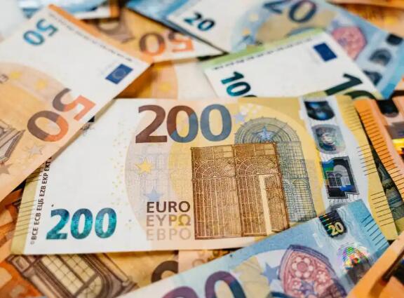 Forex market analysis: Euro rebounds strongly!